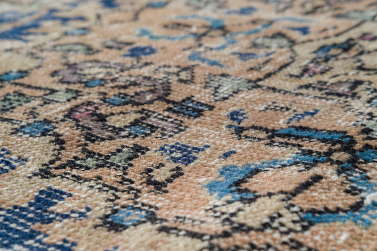 Vintage Distressed Rug Khozahl