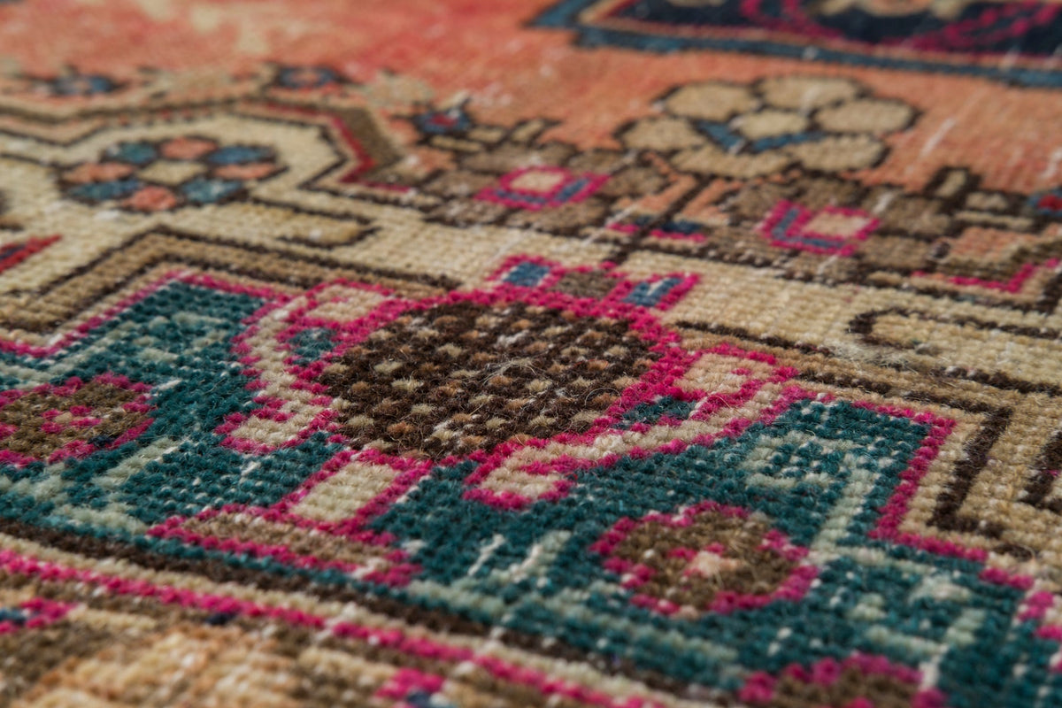 Vintage Distressed Rug Chyloeus