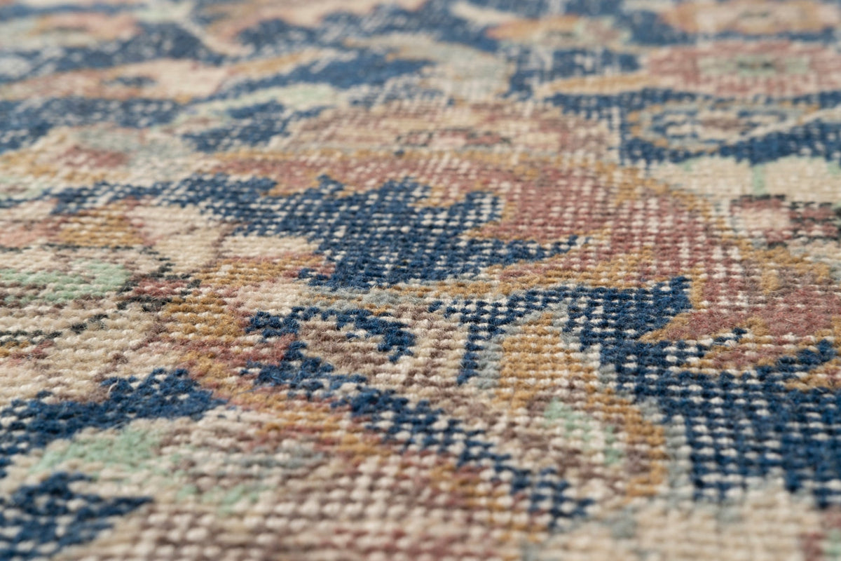 Vintage Distressed Rug Sakire