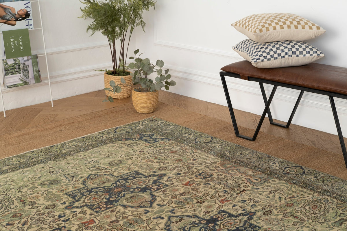 Vintage Persian Rug Clelie