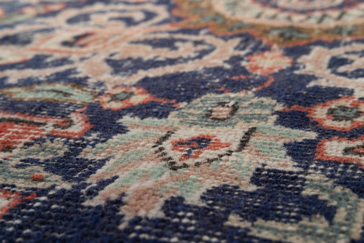 Vintage Distressed Rug Gunnsteinn