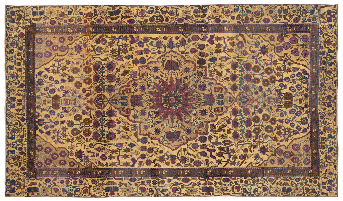Vintage Distressed Rug Shoba