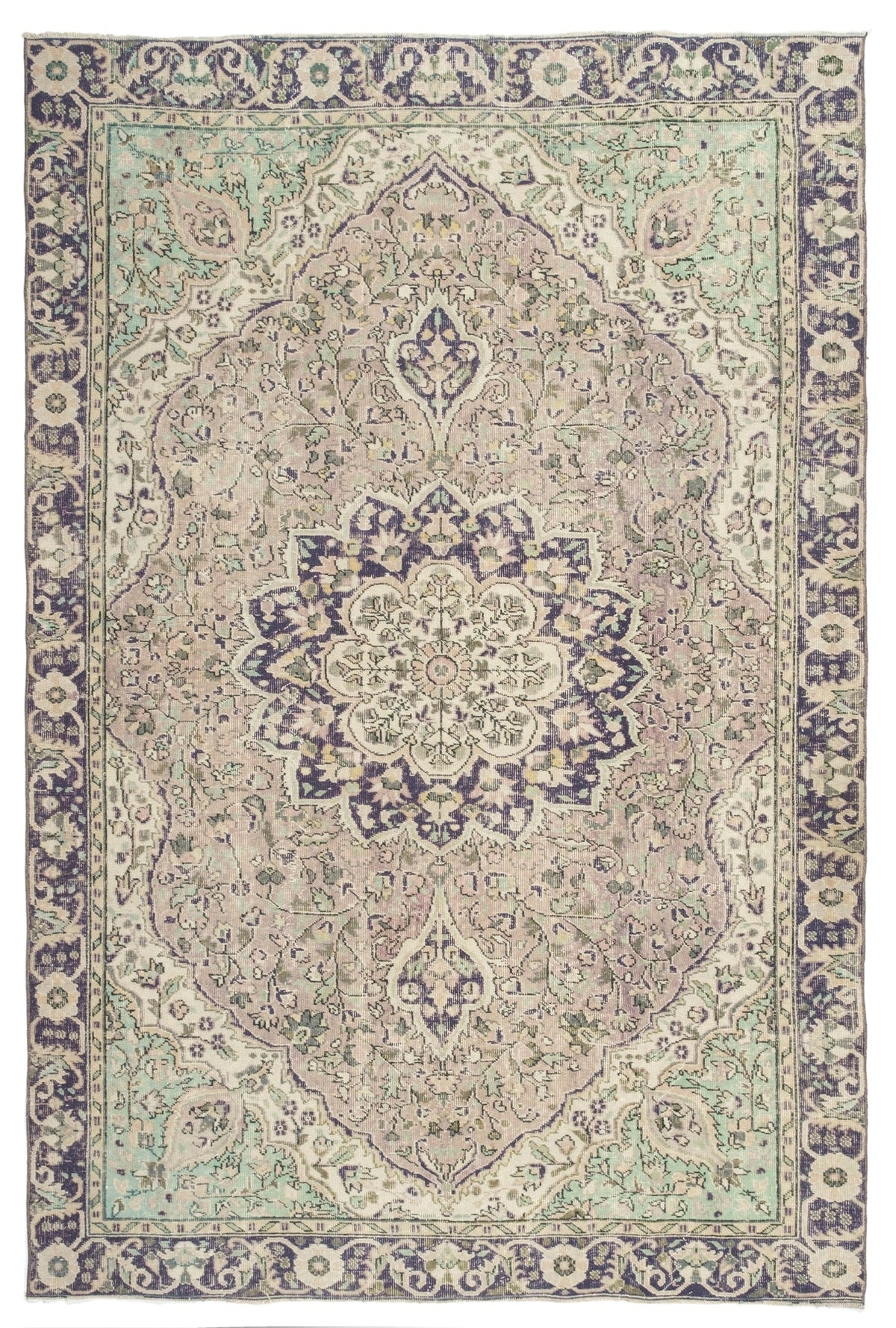 Vintage Distressed Rug Mizka