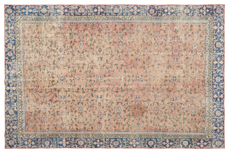Vintage Distressed Rug Noralf