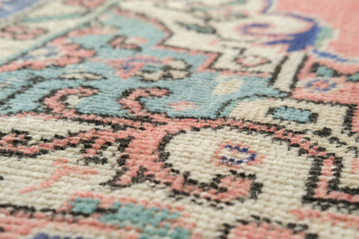 Vintage Distressed Rug Tatijana
