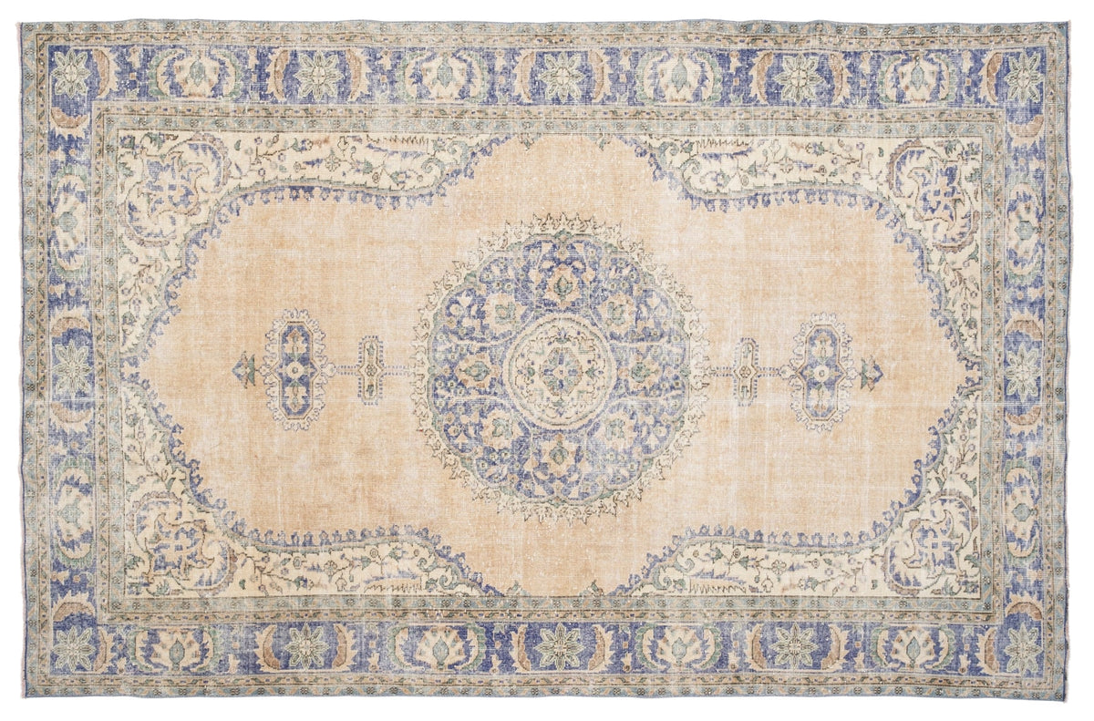 Vintage Persian Rug Imiria