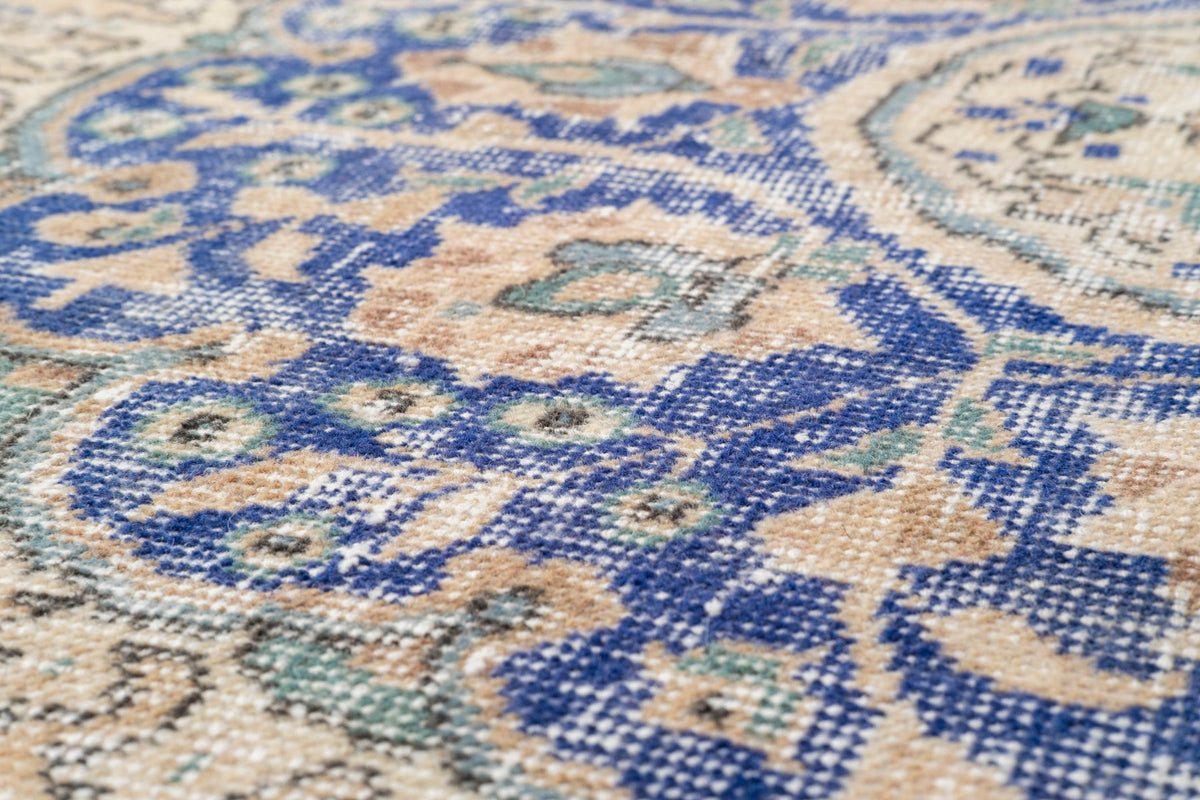 Vintage Persian Rug Imiria
