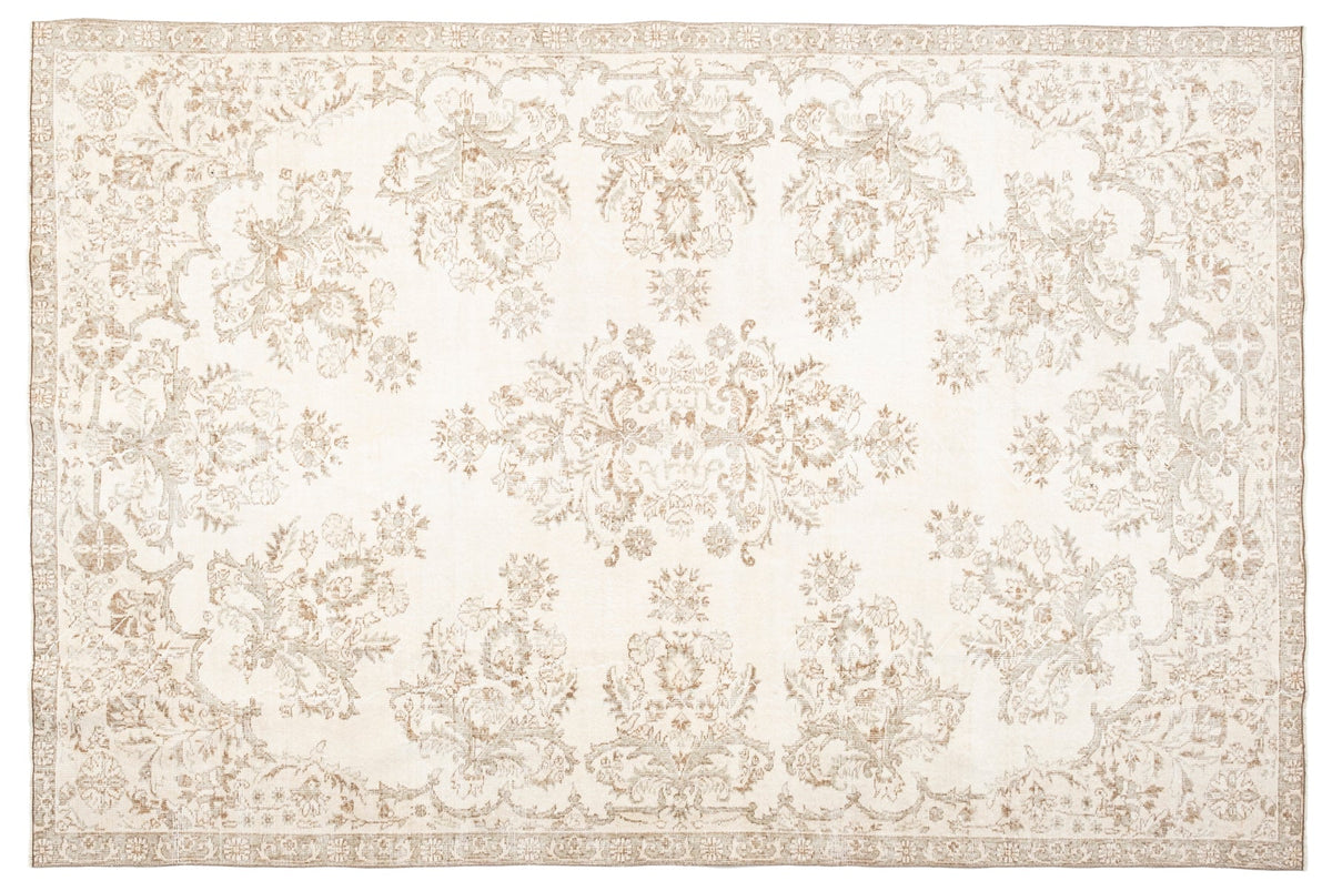 Vintage Distressed Rug Salira