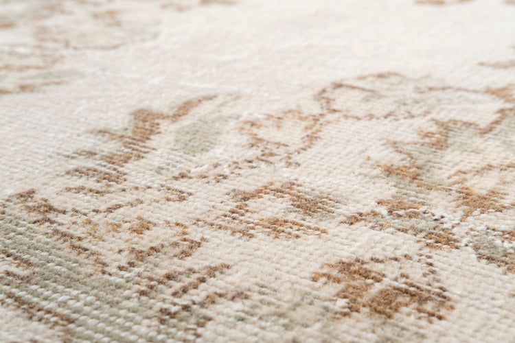 Vintage Distressed Rug Salira