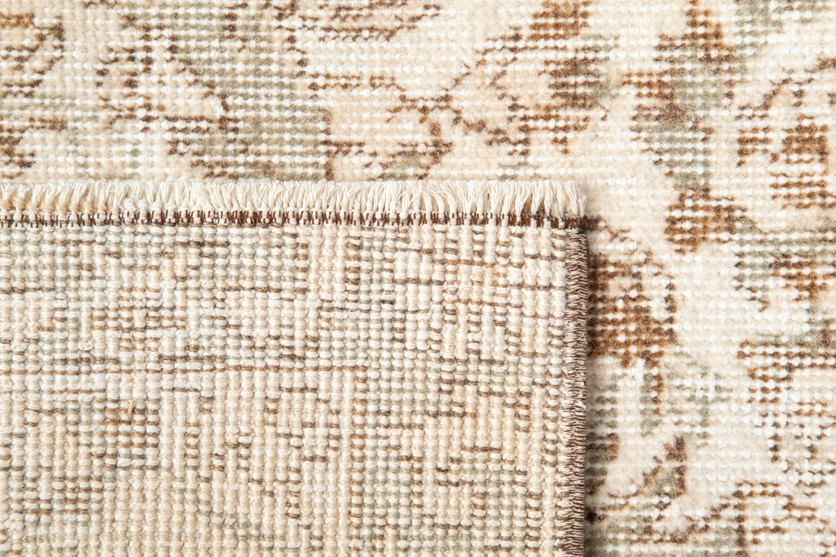 Vintage Distressed Rug Salira