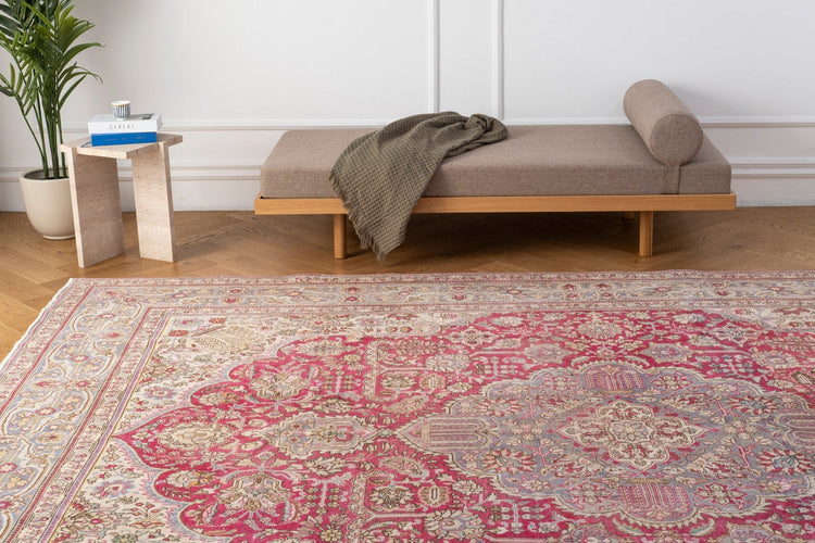 Vintage Persian Rug Itira