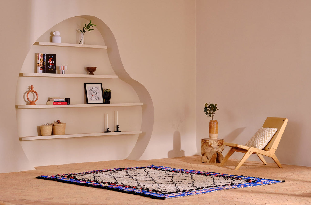 Vintage Moroccan Rug Shinnosu