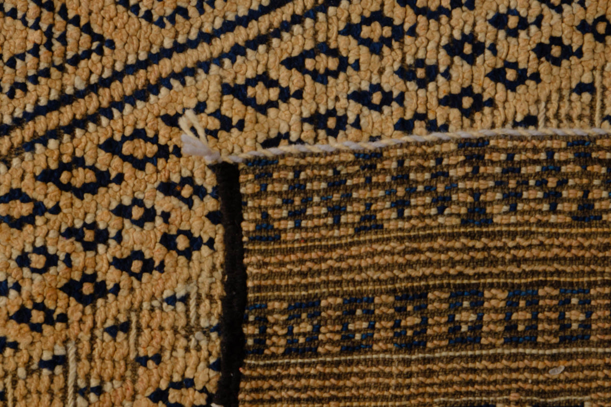 Vintage Moroccan Rug Anicuta