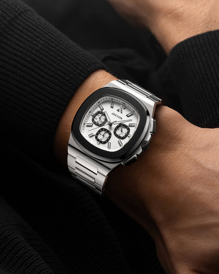 JX1 Chronograph Watch + Cuban Link Chain 8mm - JAXXON