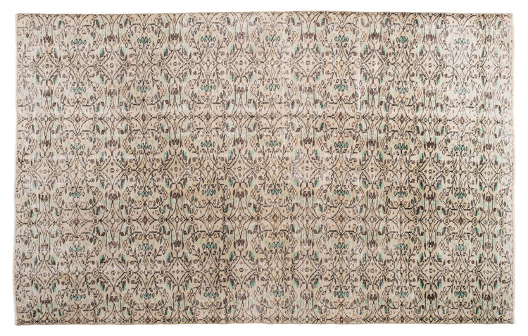 Vintage Distressed Rug Gryron