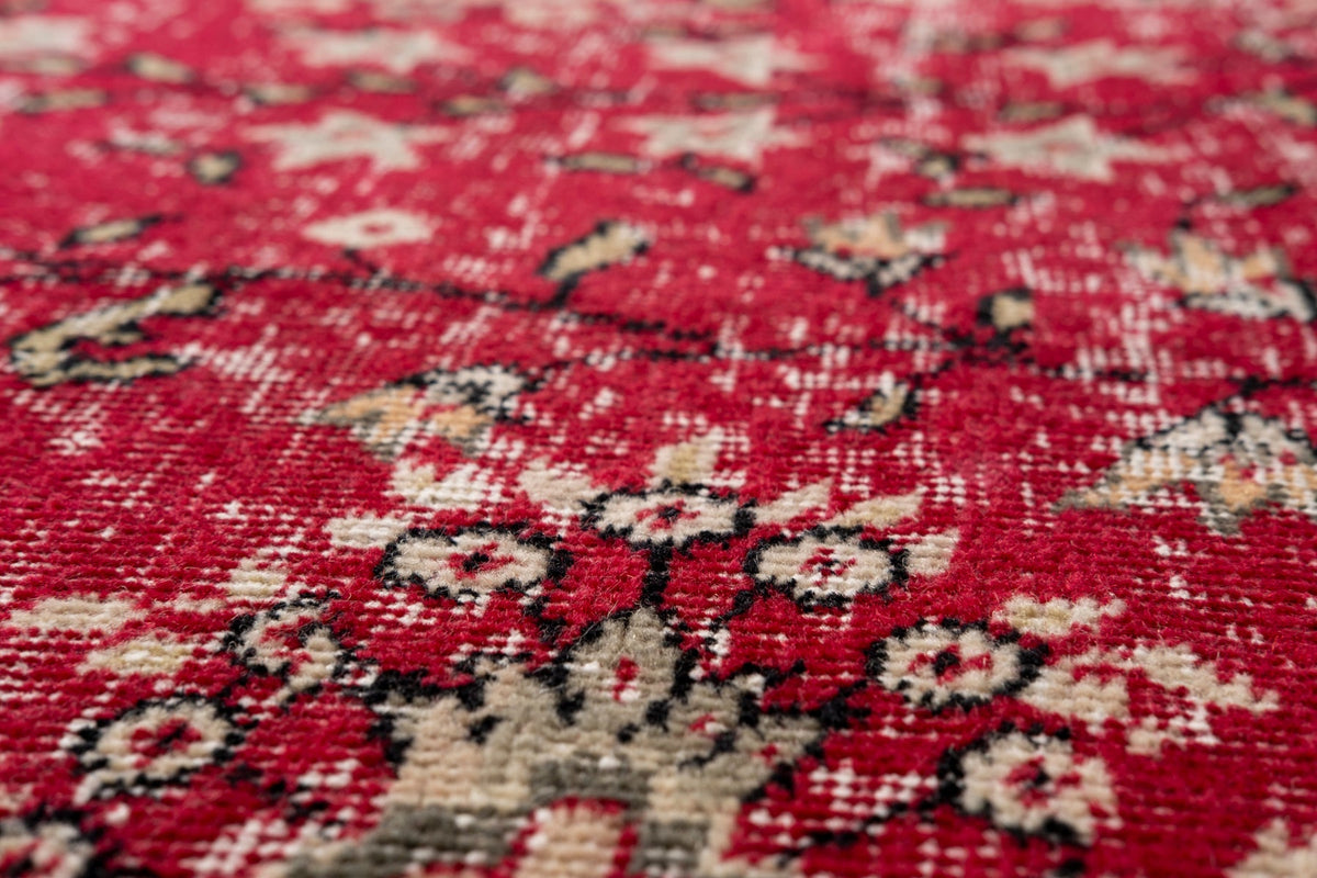 Vintage Distressed Rug Valan