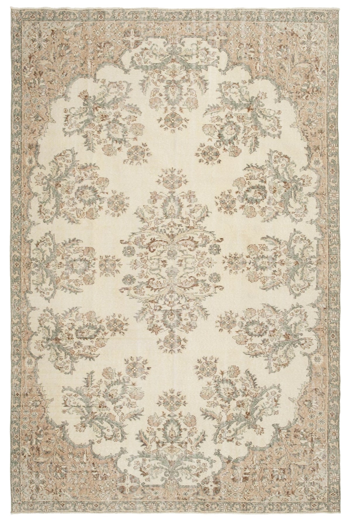 Vintage Distressed Rug Boze