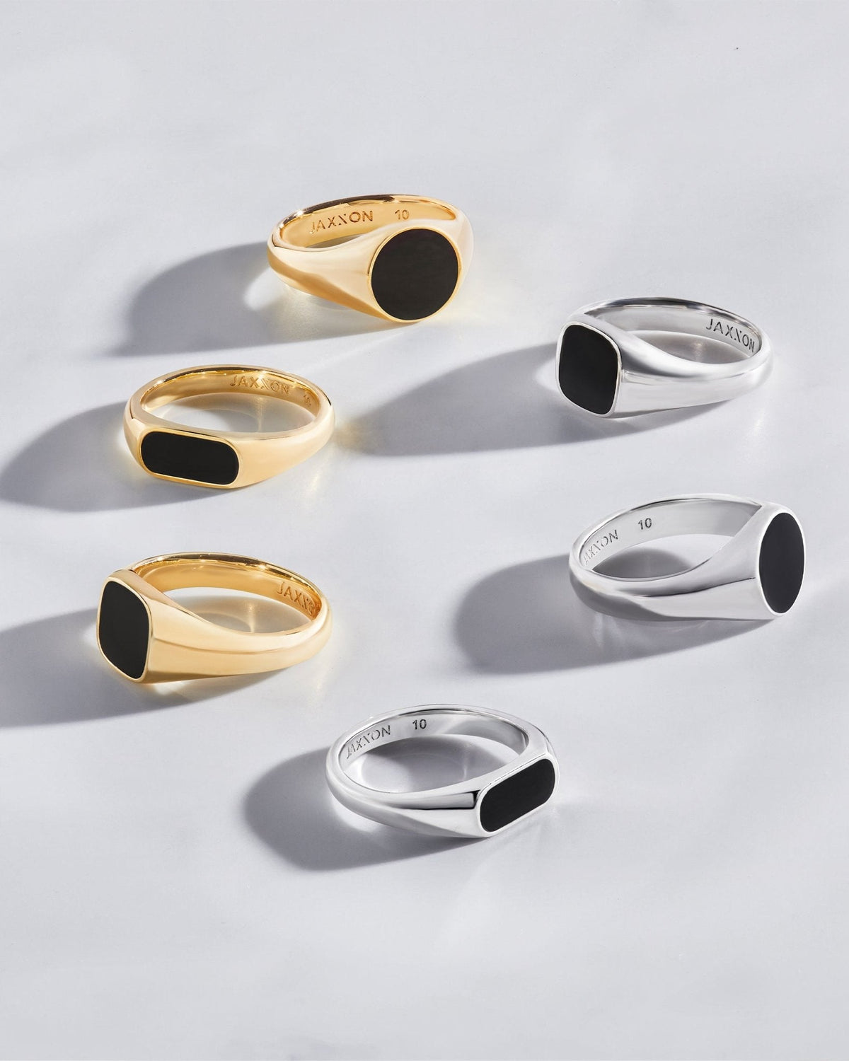 Stadium Signet Ring Silver - JAXXON