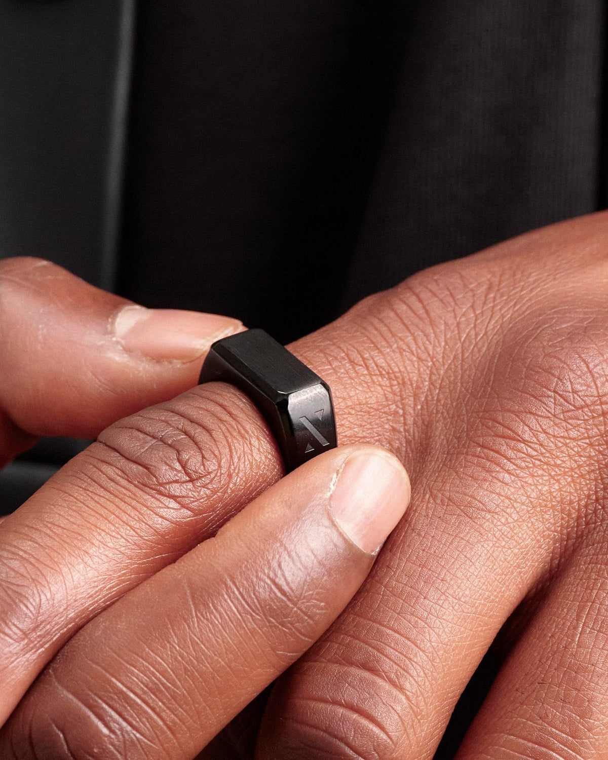 Signet Ring Black - JAXXON