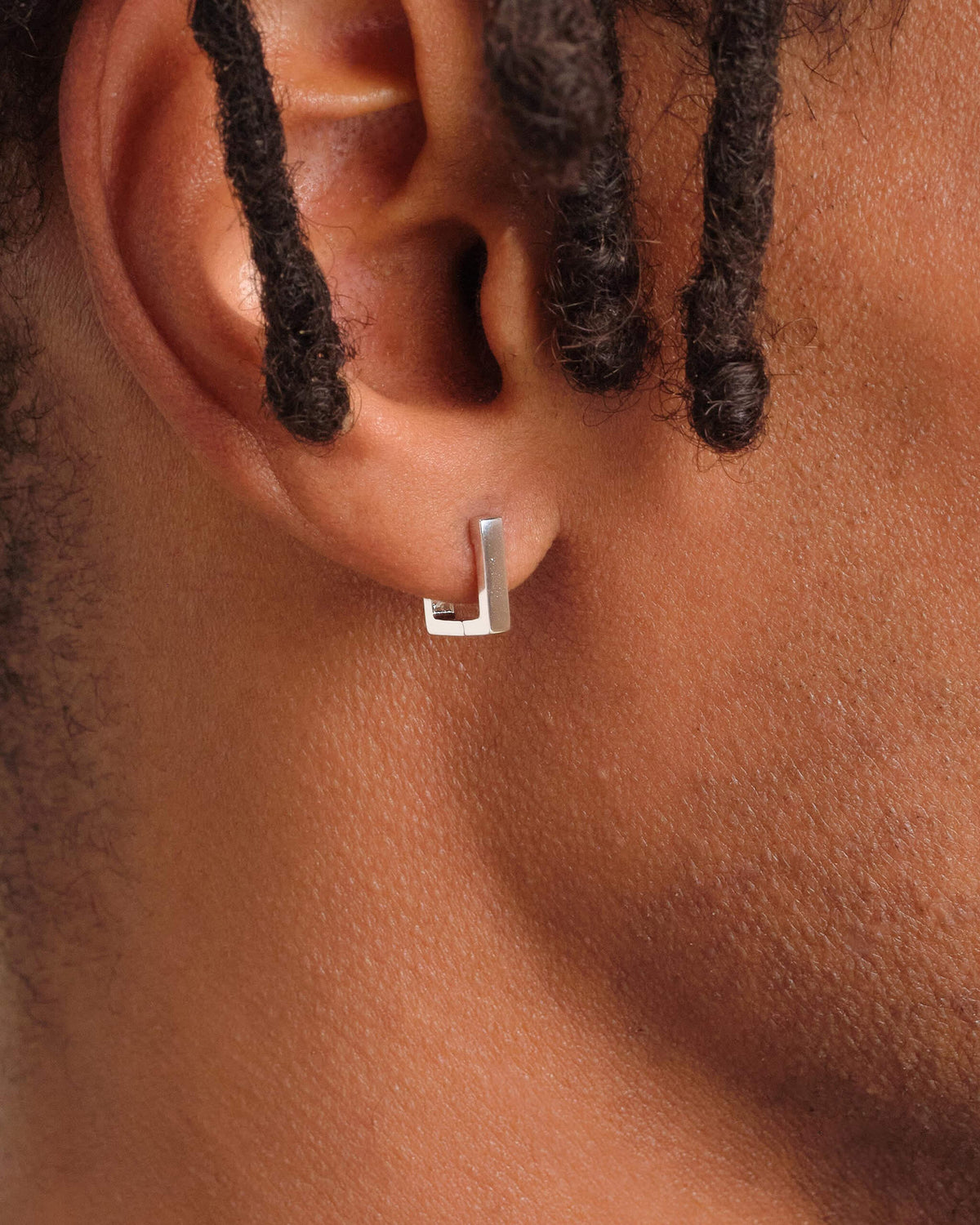 Square Huggie Earrings - Silver - JAXXON