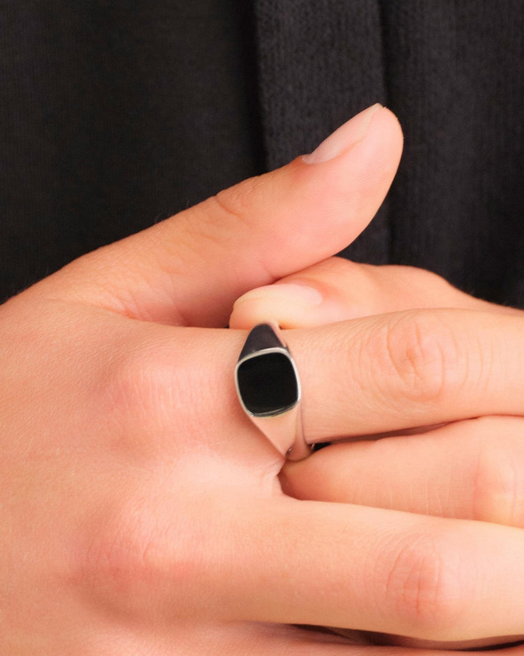 Square Signet Ring Silver - JAXXON
