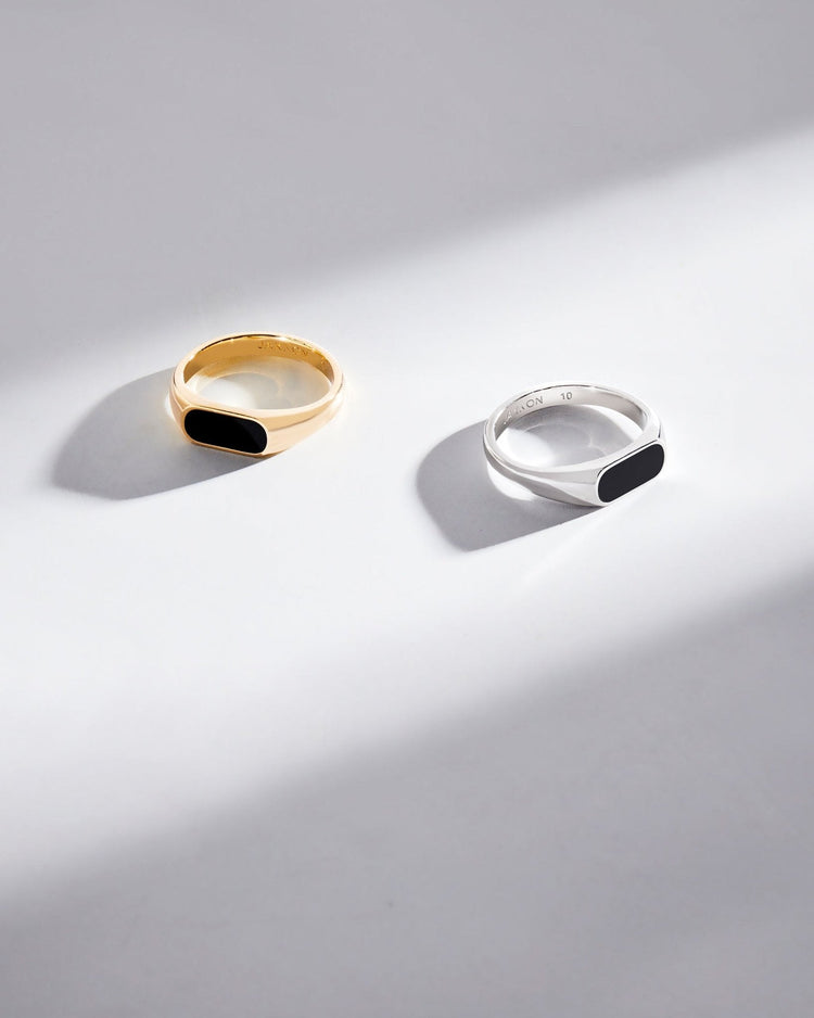 Stadium Signet Ring Silver - JAXXON