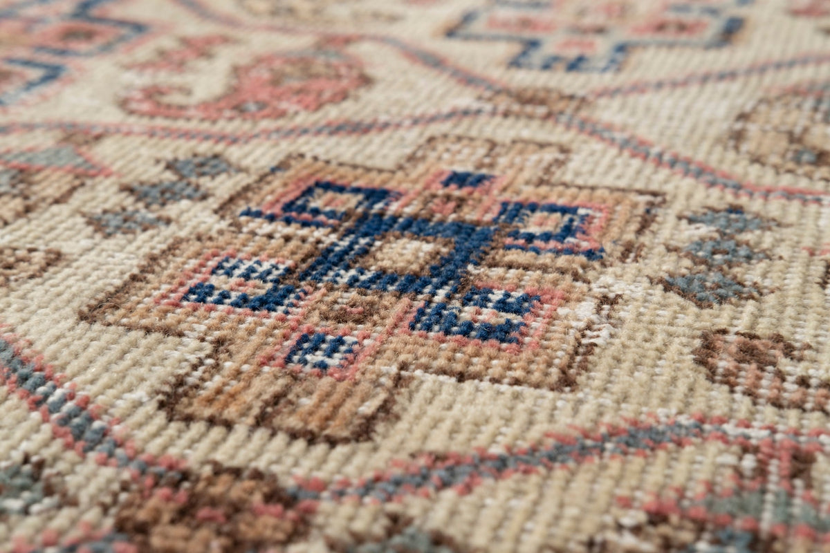 Vintage Distressed Rug Egita