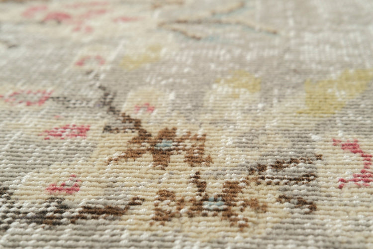 Vintage Distressed Rug Fortunee