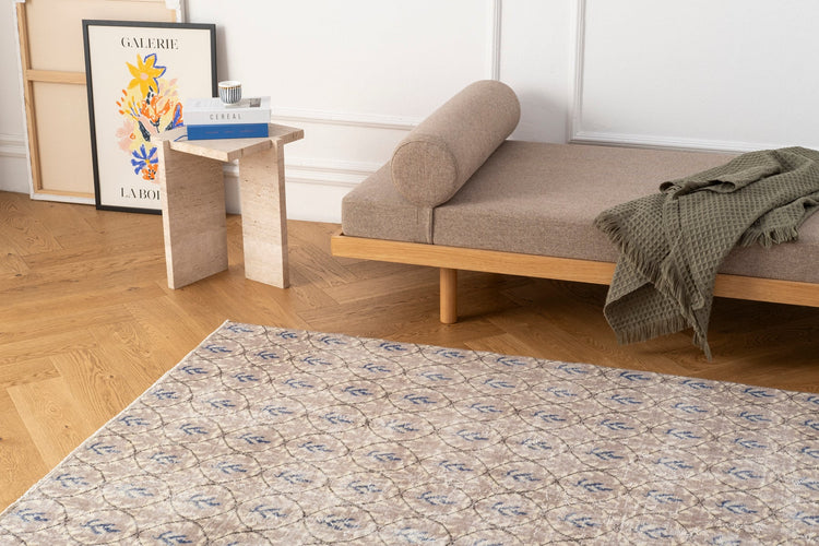 Vintage Distressed Rug Deya
