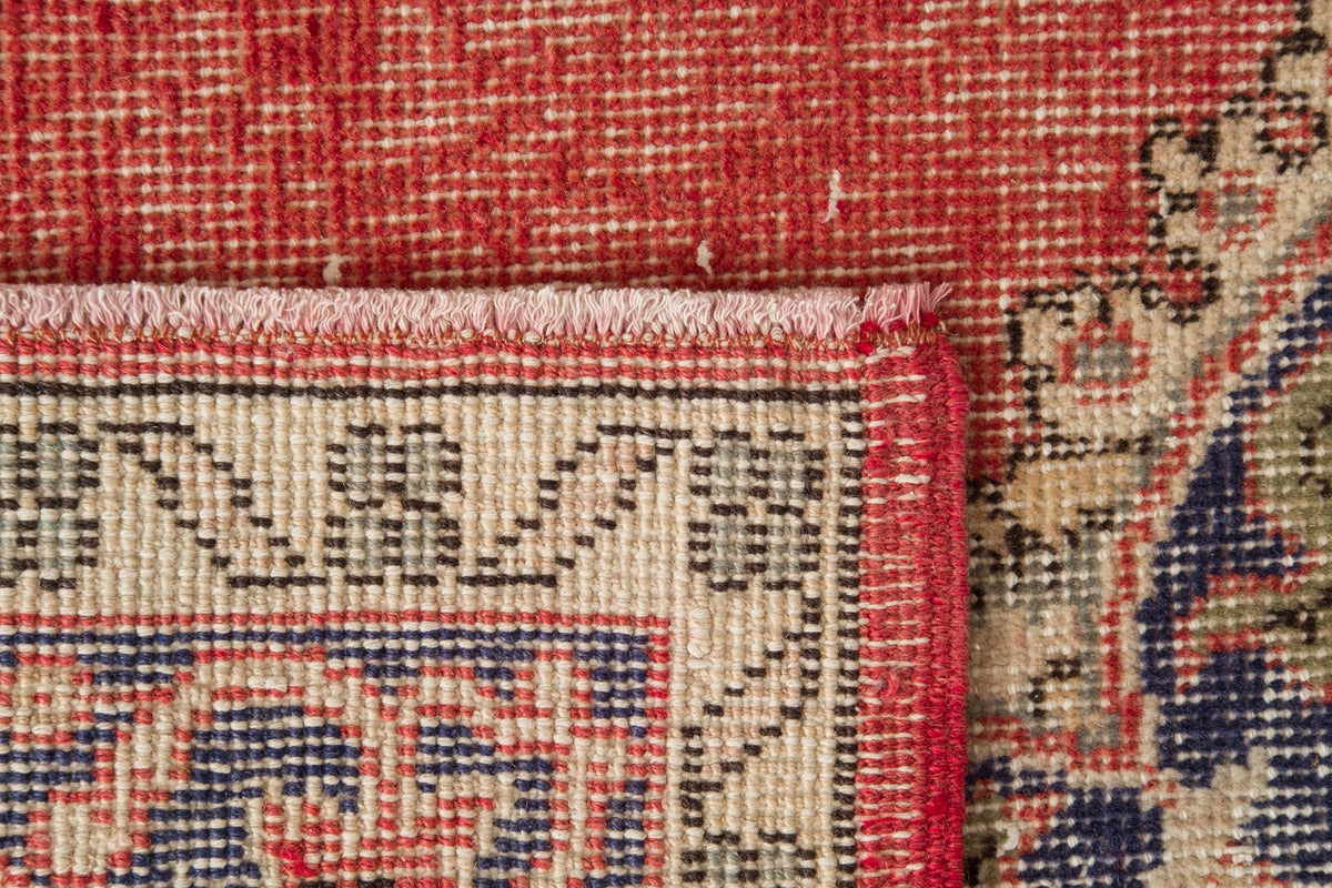 Vintage Distressed Rug Dietger