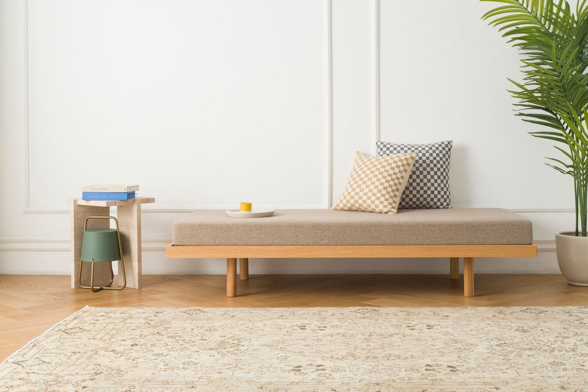 Vintage Distressed Rug Riny