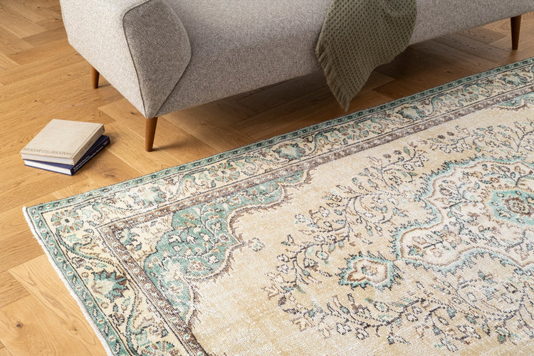 Vintage Persian Rug Sirina