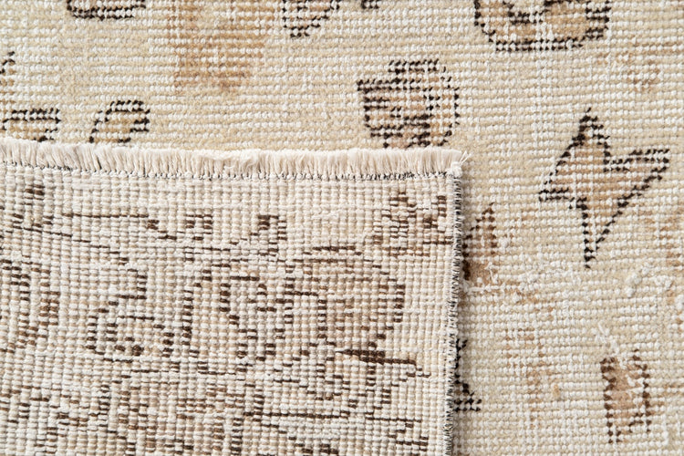 Vintage Distressed Rug Xylonor