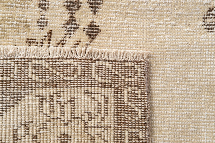Vintage Distressed Rug Wyloris