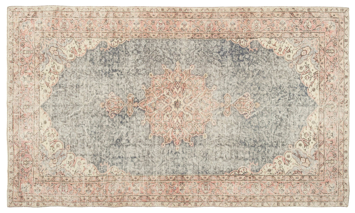 Vintage Distressed Rug Cheul