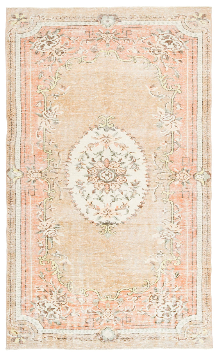 Vintage Distressed Rug Cyme