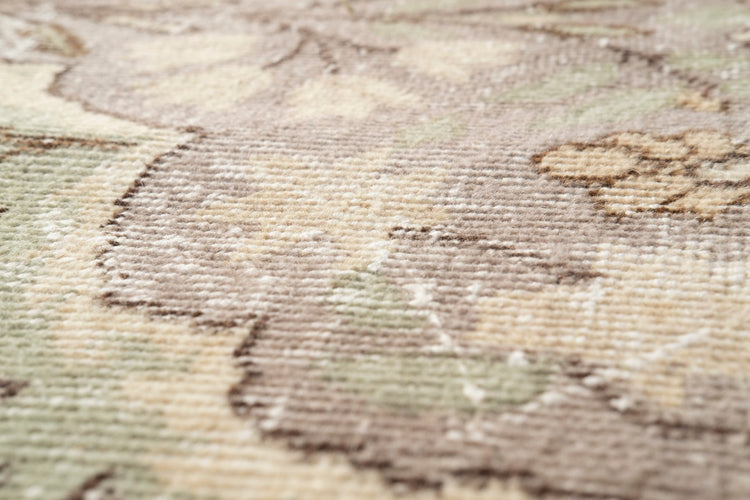 Vintage Distressed Rug Vaja