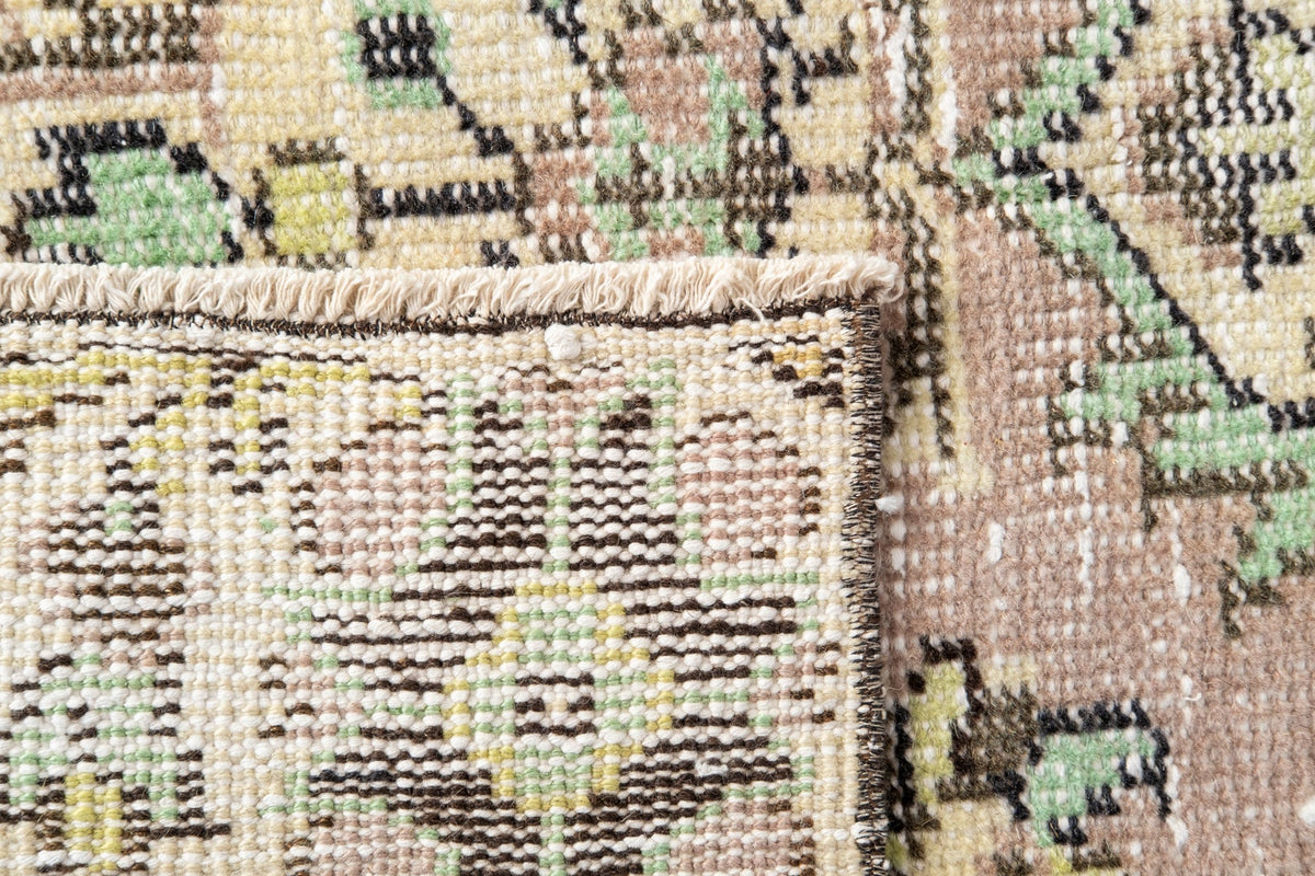 Vintage Persian Rug Umara