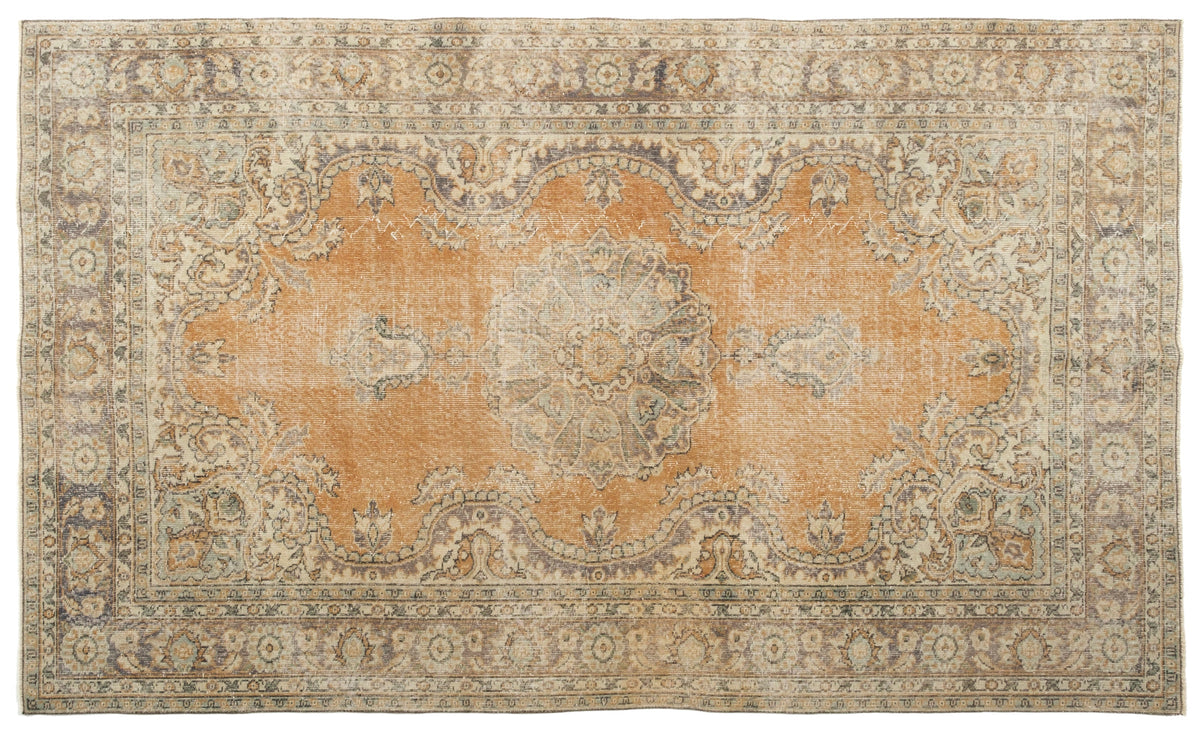 Vintage Distressed Rug Milvio