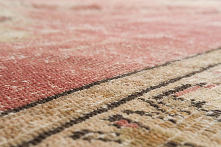 Bahrie THR