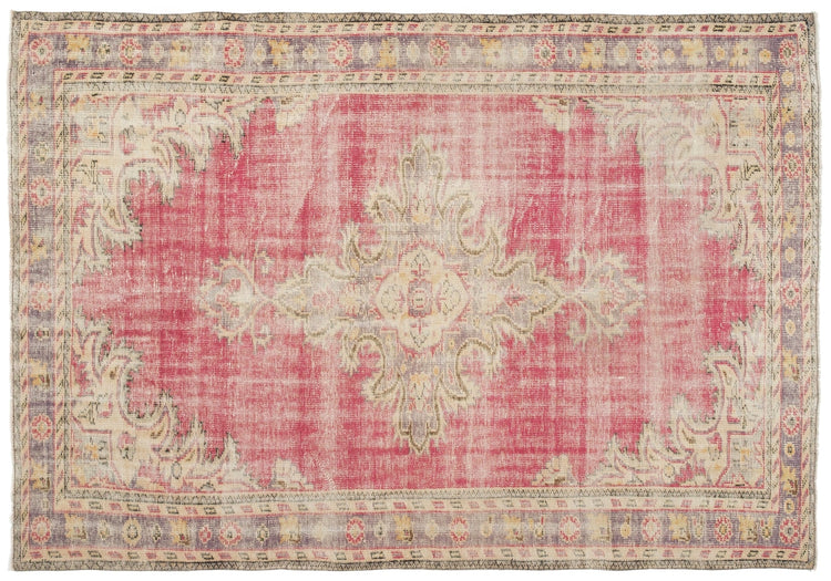 Vintage Distressed Rug Curd