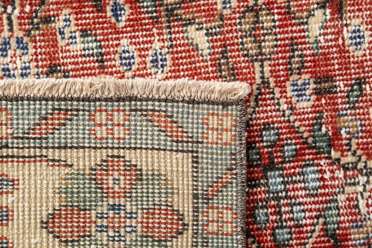 Vintage Distressed Rug Eryla