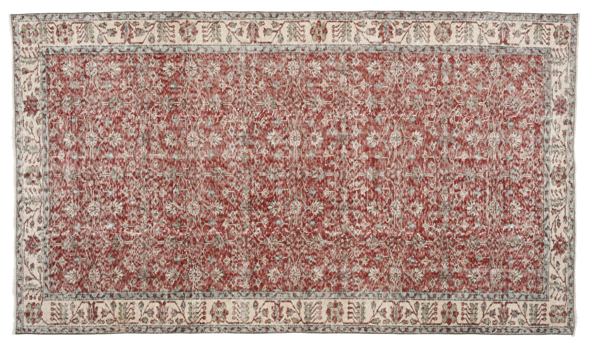 Vintage Distressed Rug Girae