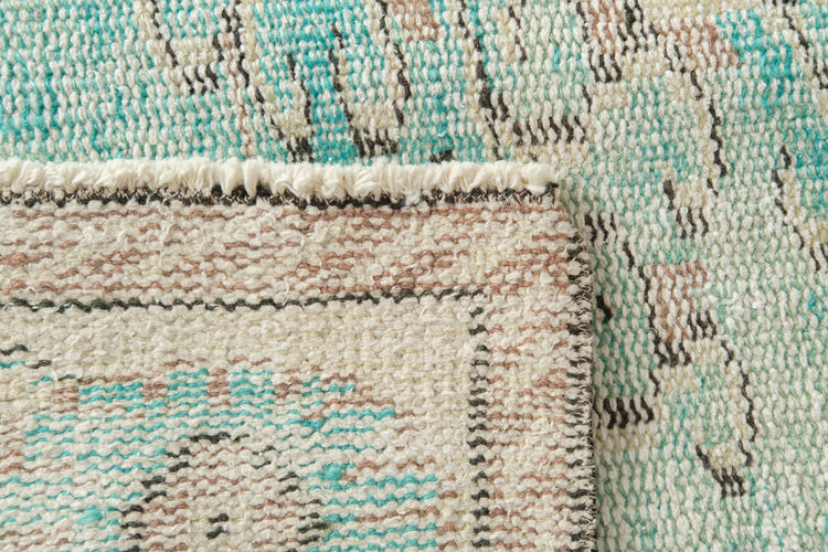 Vintage Distressed Rug Lando