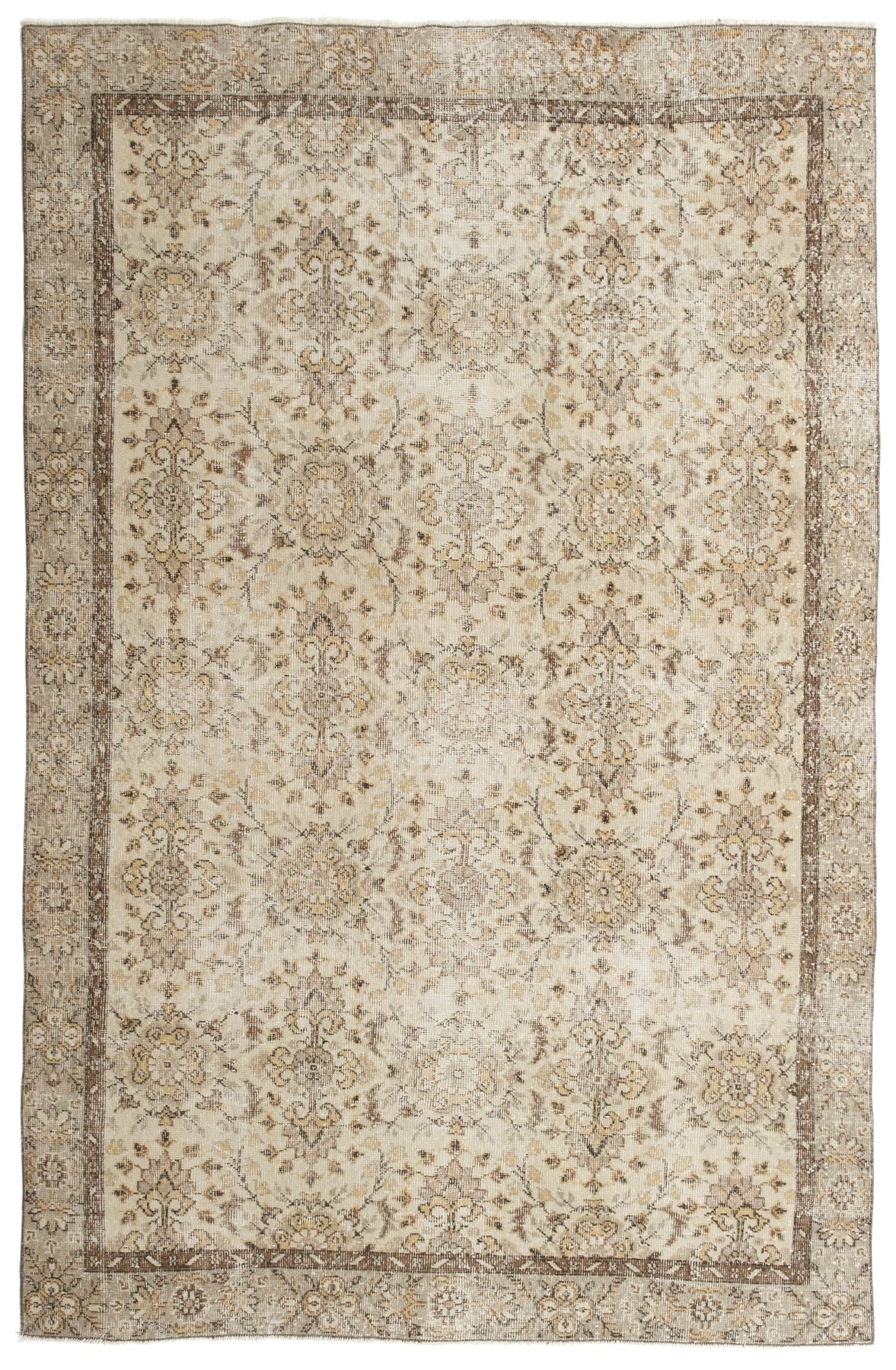Vintage Distressed Rug Reut