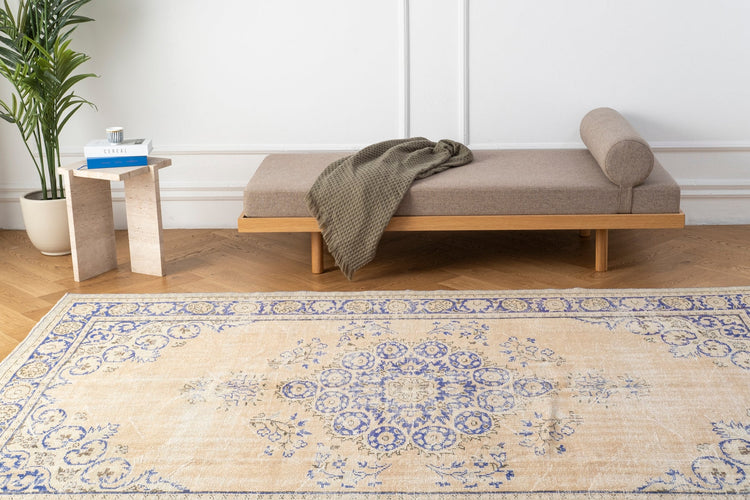 Vintage Persian Rug Sarira