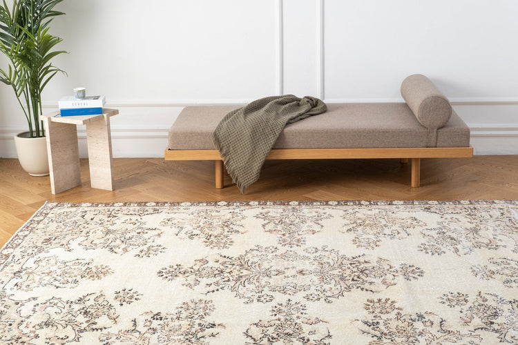 Vintage Persian Rug Livira