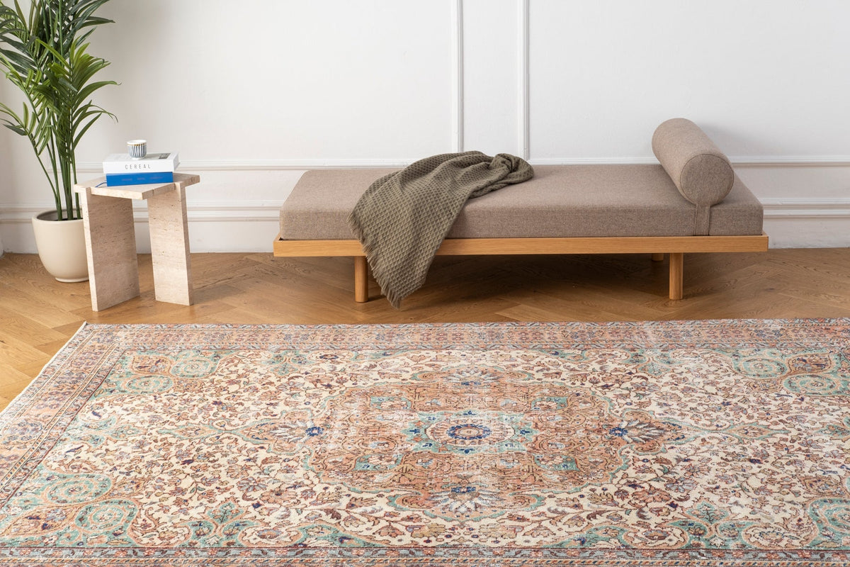 Vintage Persian Rug Aylen