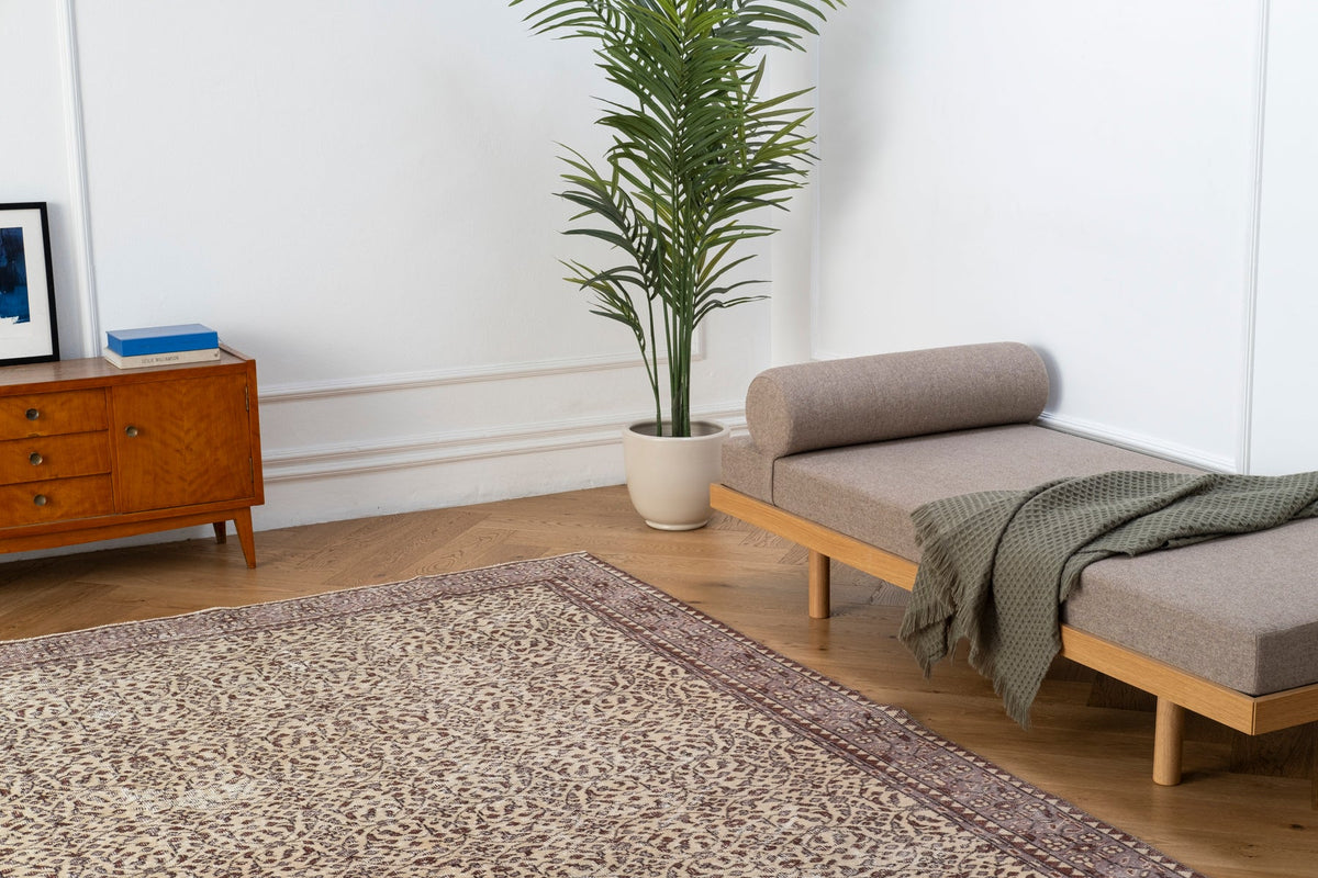 Vintage Distressed Rug Torvan