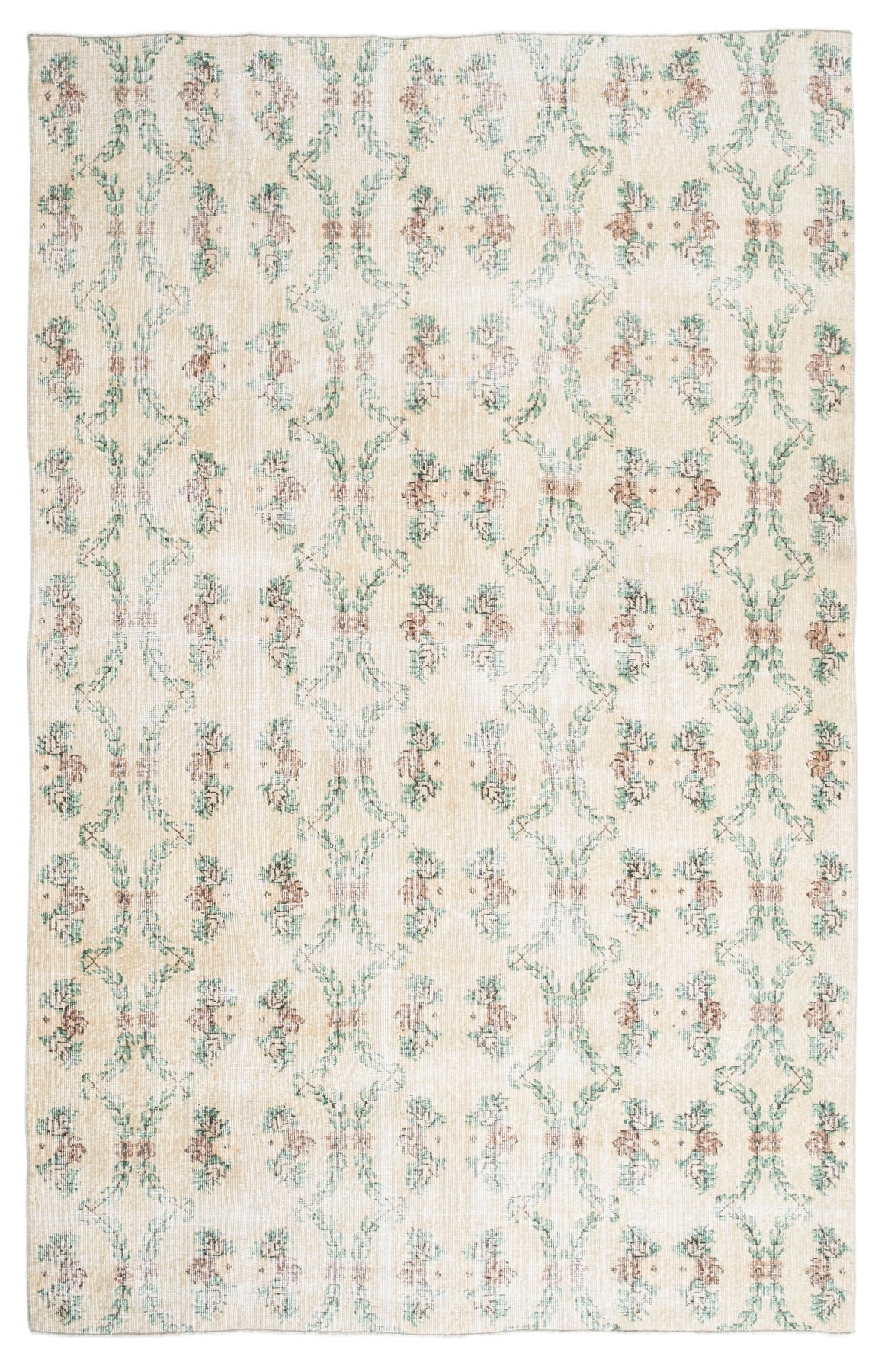 Vintage Distressed Rug Celyrin